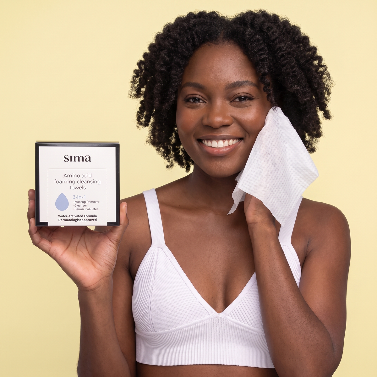 Amino acid foaming cleansing towels